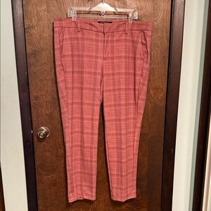 Liverpool Women's pink Plaid Cropped Pants